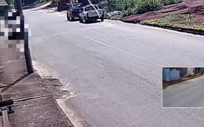 Idoso é preso após atropelar trabalhador de limpeza pública em Arcos