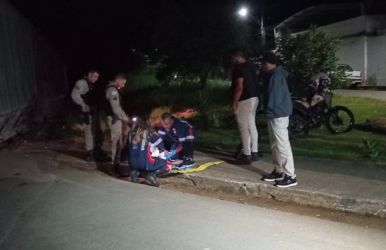 MOTOCICLISTA FICA FERIDO APÓS COLISÃO COM TREM EM FORMIGA