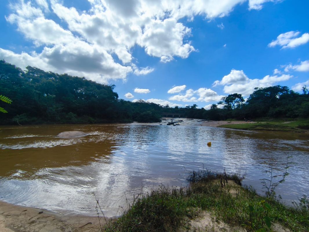 IDOSO MORRE VÍTIMA DE AFOGAMENTO EM CACHOEIRA NO DISTRITO DE MARILÂNDIA, EM ITAPECERICA