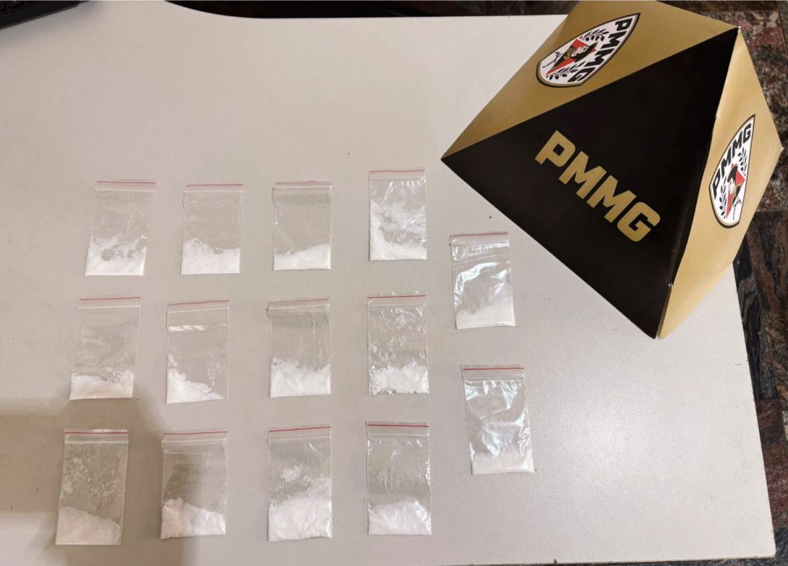 POLÍCIA MILITAR PRENDE AUTOR POR TRÁFICO DE DROGAS EM ITAPECERICA