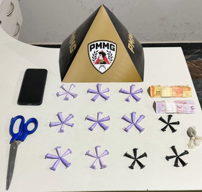 POLÍCIA MILITAR PRENDE AUTOR POR TRÁFICO DE DROGAS E APREENDE ENTORPECENTES EM ITAPECERICA