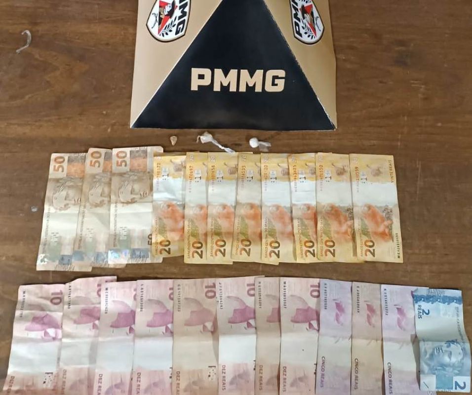 PM APREENDE ADOLESCENTES POR VIOLAÇÃO DE DOMICÍLIO, RESISTÊNCIA E TRÁFICO DE DROGAS EM ARCOS