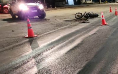 Motociclista morre atropelado por carreta nas margens da BR-354 em Arcos