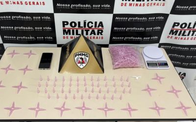 POLÍCIA MILITAR APREENDE DROGAS EM CASA DE SHOWS EM SANTO ANTÔNIO DO MONTE