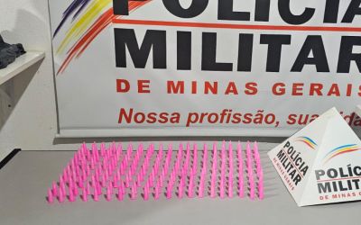 Polícia Militar apreende 200 pinos de cocaína em Arcos