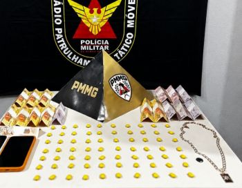 PM APREENDE 70 COMPRIMIDOS DE ECSTASY E PRENDE CASAL POR TRÁFICO DE DROGAS EM FORMIGA